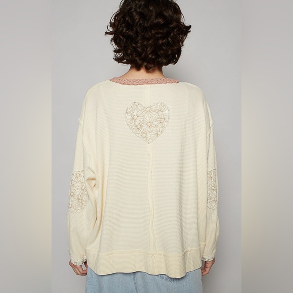 P29. NEW POL Boho Patchwork Heart Peace Knit Relaxed Vintage Wash Cream New Item - Picture 7 of 7
